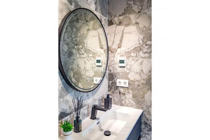 Foto 4a64a4a8-6afb-4854-9548-23c0c58c1e5e. Apartament amb calefacció aparcament piscina a balcón de Finestrat-terra marina Finestrat