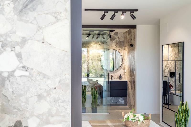 Foto 9bf9f3e7-ec4b-495a-b17f-491bb3808f1c. Apartament amb calefacció aparcament piscina a balcón de Finestrat-terra marina Finestrat