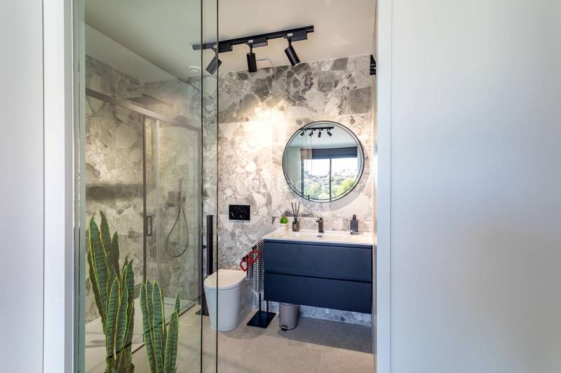 Foto 79d8dbb6-701f-4db3-99eb-17237432fc04. Appartement mit heizung parking pool in balcón de Finestrat-terra marina Finestrat