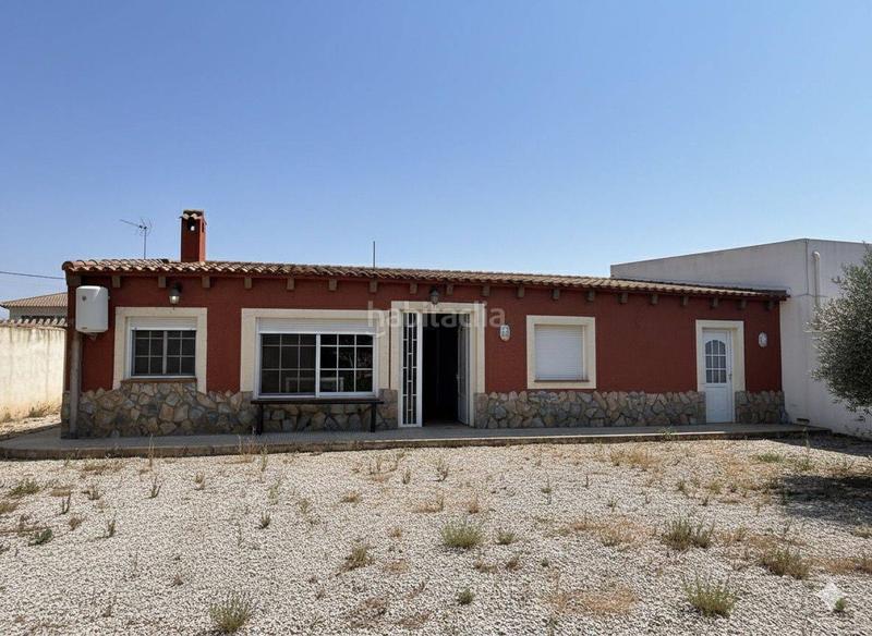 Foto 1b127e4b-3e2a-43bd-8705-58b1307f0ac1. Alquiler chalet alquiler chalet con parcela en Catral
