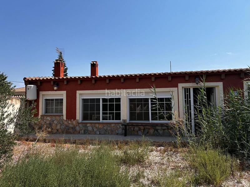 Foto 4b30a3eb-fdbf-437e-8355-bc024e35a898. Alquiler chalet alquiler chalet con parcela en Catral