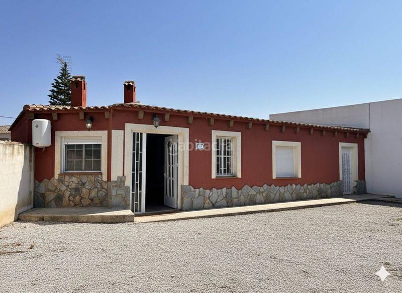 Foto 573160d4-0cdd-4253-943e-3847699631a1. Alquiler chalet alquiler chalet con parcela en Catral