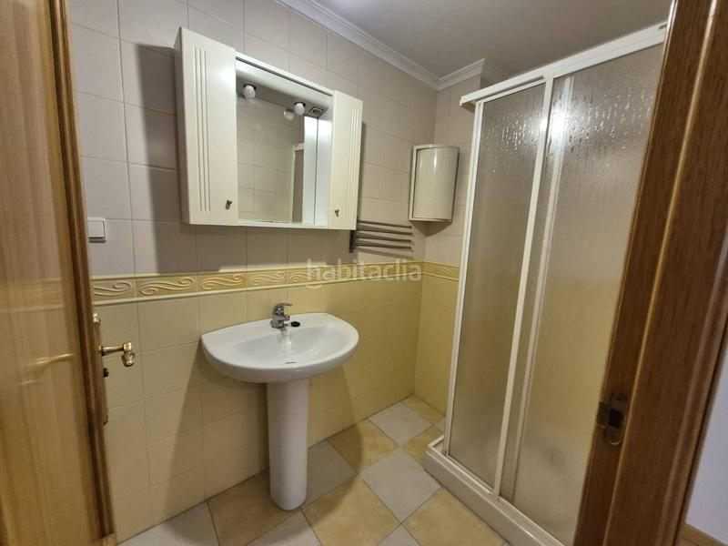 Foto 201d0f04-5f2e-49a0-aff9-0288147b2b3d. Piso  3 habitaciones 2 baãos en Catral