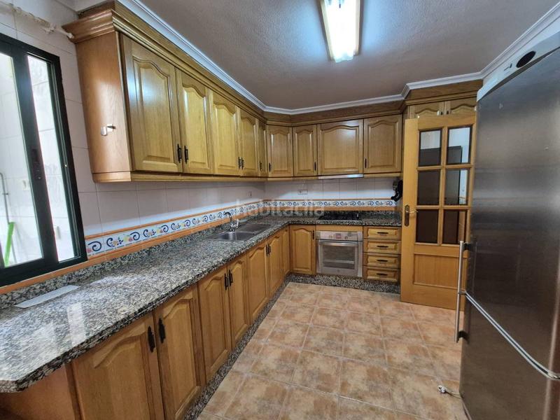 Foto 9d8b7388-0f74-439c-a05b-3905e6cee55a. Piso  3 habitaciones 2 baãos en Catral