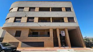 Apartamento  C. lo gallego. Piso 3 habitaciones luminoso