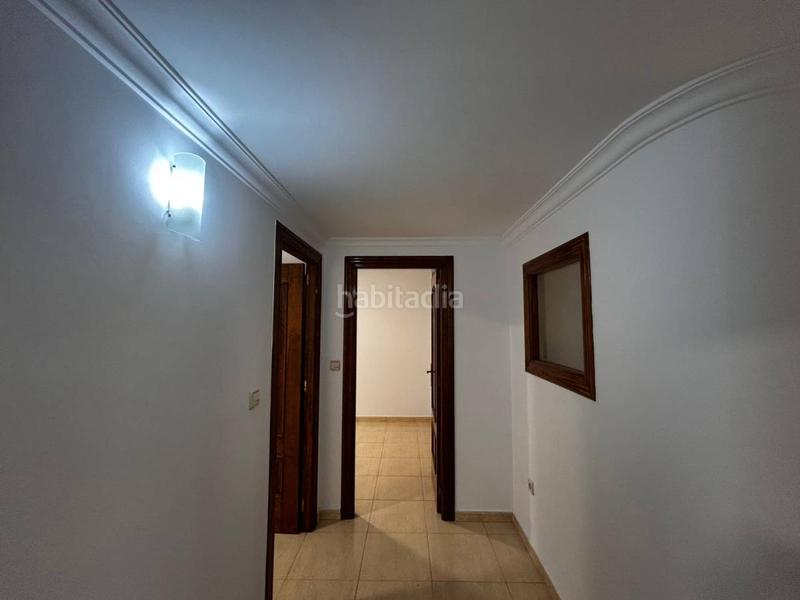 Foto 86588b0e-28cc-4ff0-bbb1-216fa621c28b. Alquiler piso alquiler magnifico piso de 4 habitaciones 2 baãos, patio gigante y balcãn. en Albatera