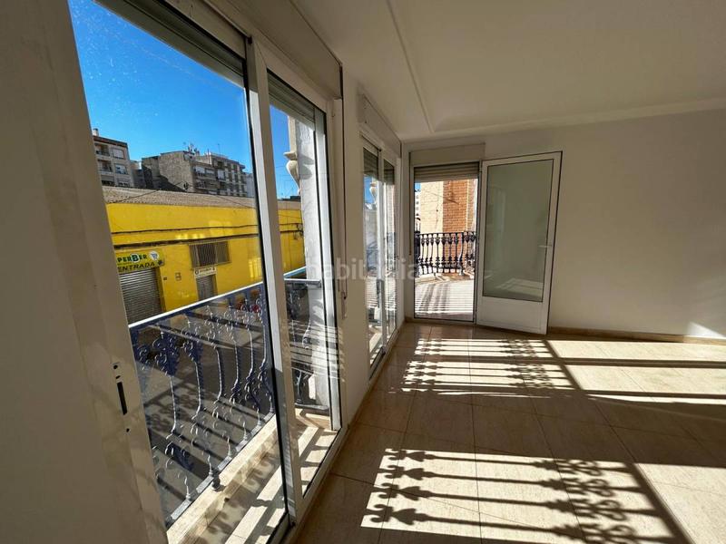 Foto ab014960-a2a2-45e4-ad80-24318e2c7480. Alquiler piso alquiler magnifico piso de 4 habitaciones 2 baãos, patio gigante y balcãn. en Albatera