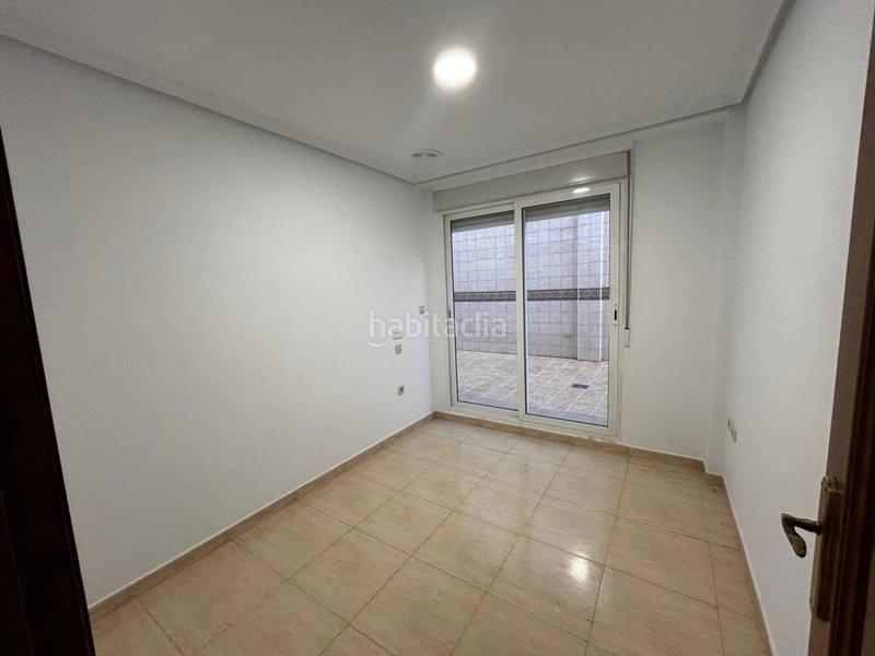 Foto d7232c36-fbfd-4a1a-b2f3-23b7063b1e81. Alquiler piso alquiler magnifico piso de 4 habitaciones 2 baãos, patio gigante y balcãn. en Albatera