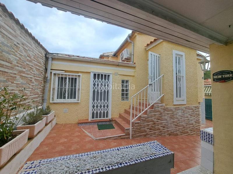 Foto 79ef6c8f-b3f3-486d-ba25-f92443cf9d17. Semi detached house in Pueblo Español-Coveta Fumá Campello (el)