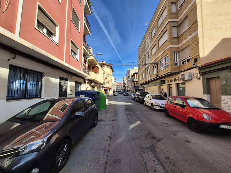 Foto 21245792-b209-4b32-955b-b94e62e4d20f. Geschäftsraum in Almoradí