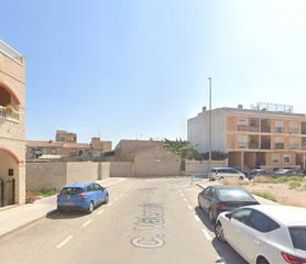 Terreny residencial  C. valencia. Parcela urbana