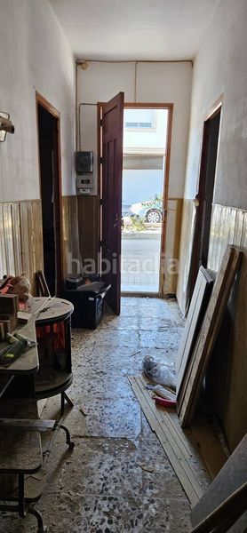 Foto e7961f0f-bafb-45f3-86e1-9e2770dc7400. Planta baixa a Catral