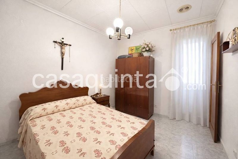 Foto 265101c0-794b-42d2-bd8e-75fbec81f7f5. Casa adossada amb calefacció aparcament a Catral