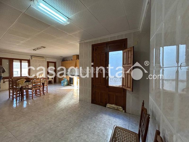 Foto de67a6a7-68cd-4917-b874-dbb9673fc7c0. Casa adossada amb calefacció aparcament a Catral