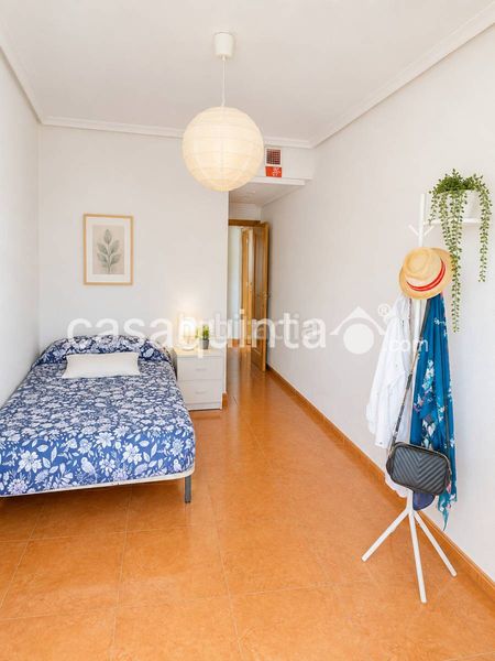 Foto af4e4ac7-d6e5-4bbe-b17a-8ecbfb24937c. Pis amb calefacció a Catral