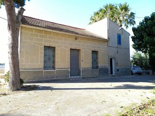 Chalet  Cam. arroba de madriguera. Finca rãºstica con vivienda, 11.000 mâ