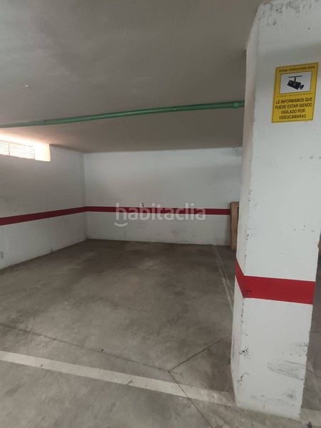 Foto 2ba8bcc7-8564-461f-9d6f-c329f9be2313. Aparcament cotxe a Catral