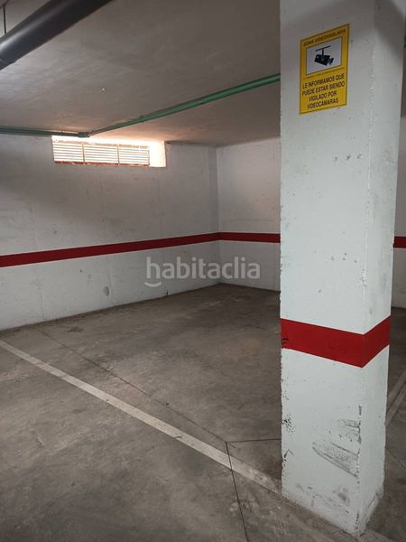 Foto 90b586d7-ab14-4562-898d-dac5c62ef755. Aparcament cotxe a Catral