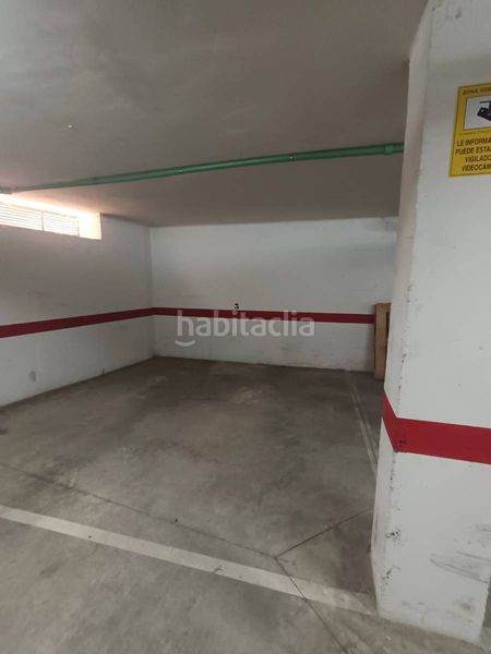 Foto 9da5adc4-5d28-4115-85f2-2b73684463b7. Aparcament cotxe a Catral