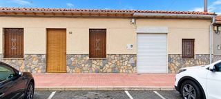 Maison jumelée  C. la purã­sima. ? vivienda en planta baja en el centro de catral â gran parcela