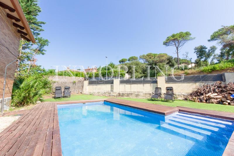 Foto a08a1d63-63a5-440b-a467-e3e9a83919a3. Casa  unifamiliar en venta en Dosrius poble Dosrius