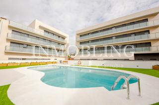 Piso en Centre. Piso de diseño casi a estrenar. con parking y piscina!