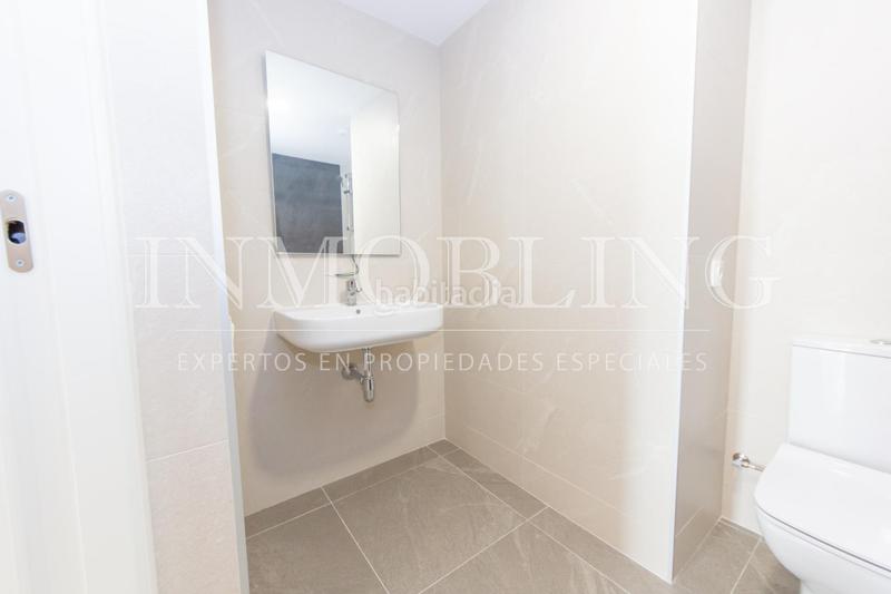 Foto 1ded2e24-fd6e-4b42-9773-63f016ed50dc. Rent penthouse with heating parking pool in Havana Mataró