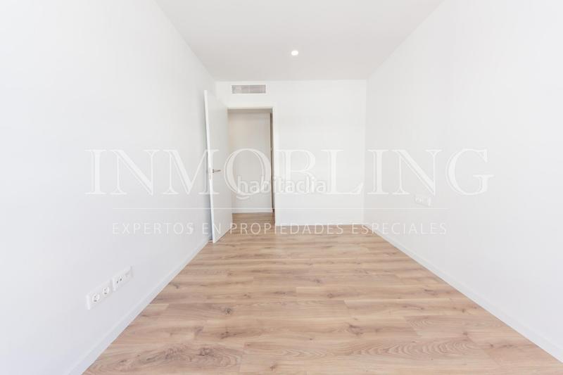 Foto 61d6ebcc-f378-48be-a9e1-7991d71a1086. Rent penthouse with heating parking pool in Havana Mataró