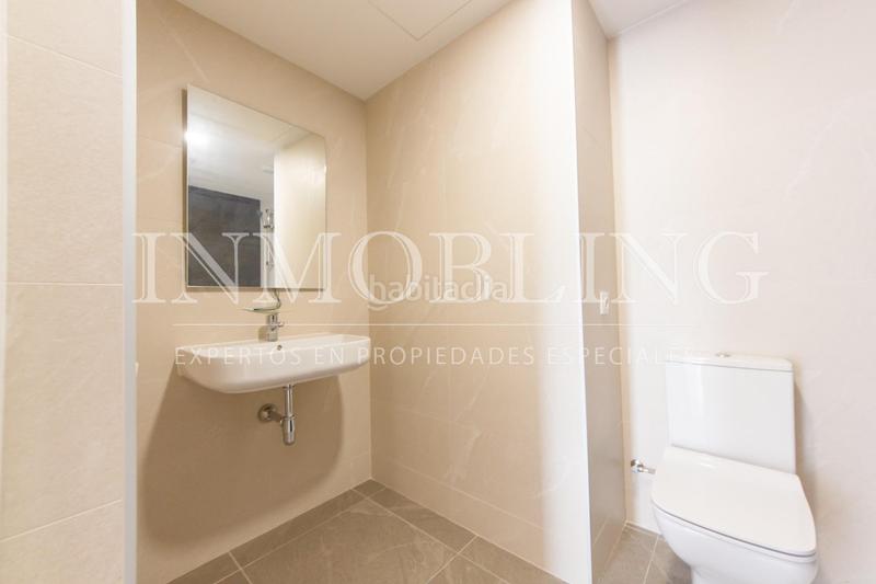 Foto 89acd310-8498-4d01-90f9-d1c14f239752. Rent penthouse with heating parking pool in Havana Mataró