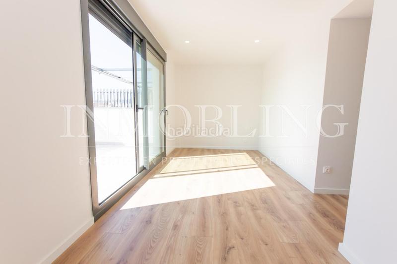 Foto e15acd20-6145-4137-9a5a-8e63bb4ab89f. Rent penthouse with heating parking pool in Havana Mataró
