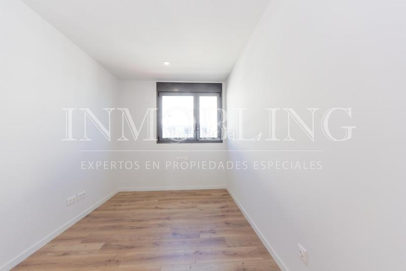 Foto f1e9427a-bdf4-4fe4-ae8d-a41e005ada90. Rent penthouse with heating parking pool in Havana Mataró