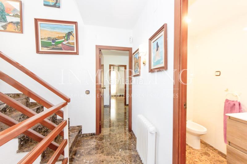 Foto 4a7cf26e-1b48-47e4-9a88-7f6c82b2933c. Haus mit heizung parking in Can Pou-Camp de Mar Premià de Mar