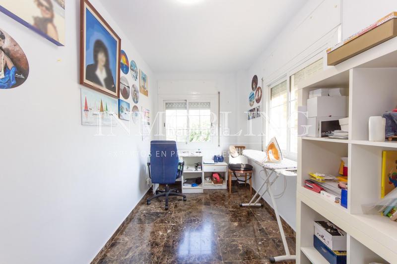 Foto 6c533816-4ba7-49be-a278-93d76c7b7d00. Haus mit heizung parking in Can Pou-Camp de Mar Premià de Mar