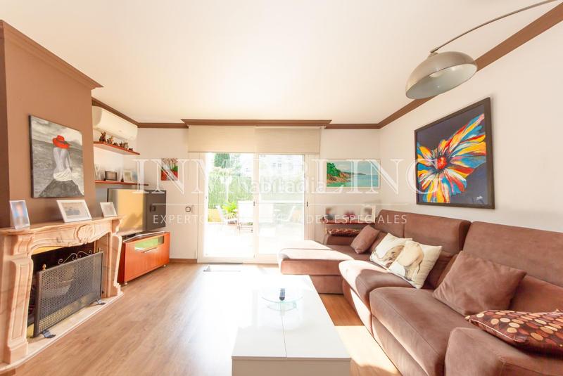 Foto 9f4704f0-6357-4988-9a28-c2f7965b2998. Haus mit heizung parking in Can Pou-Camp de Mar Premià de Mar