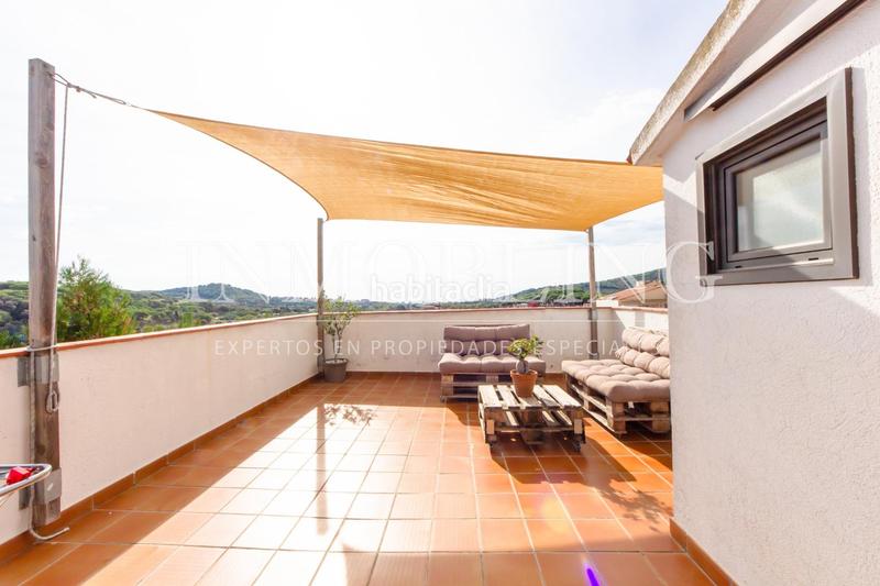 Foto 14243b03-3cf7-49fb-a282-89da89e51aa8. Haus mit heizung parking in Nucli Urbà Argentona