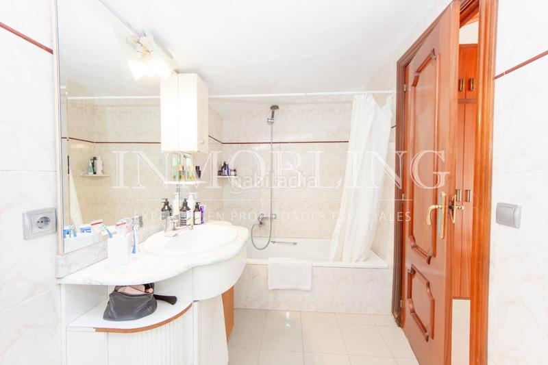 Foto 37c72464-4113-40d0-9b04-44538e19bc1b. Haus mit heizung parking in Nucli Urbà Argentona