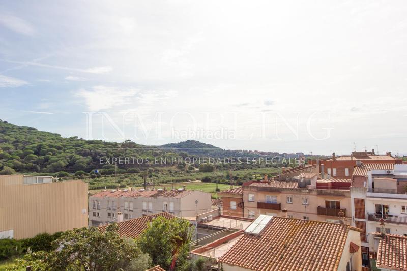 Foto 6d2fbad7-e0f6-4b63-b711-f2f4ee45da28. Haus mit heizung parking in Nucli Urbà Argentona