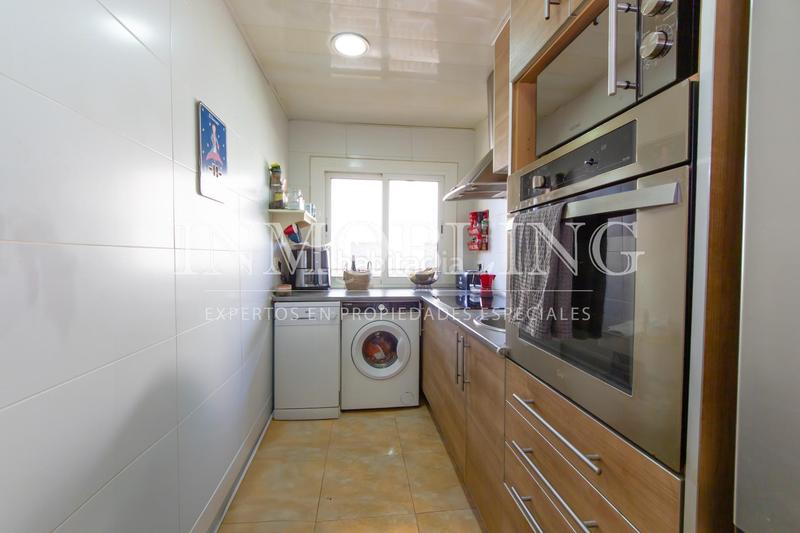 Foto 2487569f-9b7e-44b6-9736-b6fa8adcf03a. Piso  de 3 habitaciones muy luminoso en Centre Vilassar de Mar