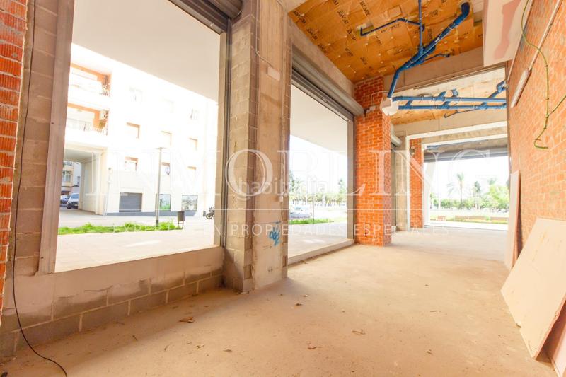 Foto 15621efb-00b4-41f7-a7fb-094c3e6fd713. Affitto locale commerciale in Havana Mataró