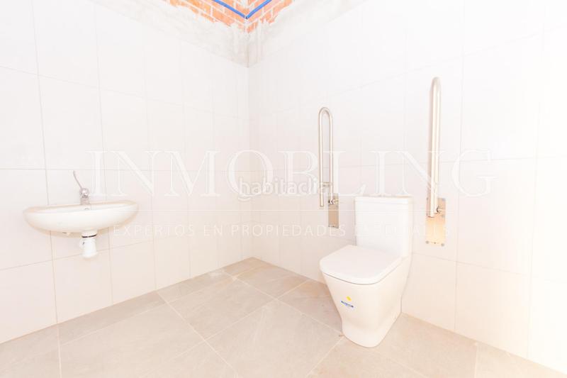 Foto 46aae5d8-68b2-4a7a-9444-382d3d8e59c0. Alquiler local comercial local de obra nueva en alquiler en Mataró