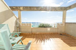 Àtic a Veral d´Ocata. Ático dúplex con terraza e impresionantes vistas al mar