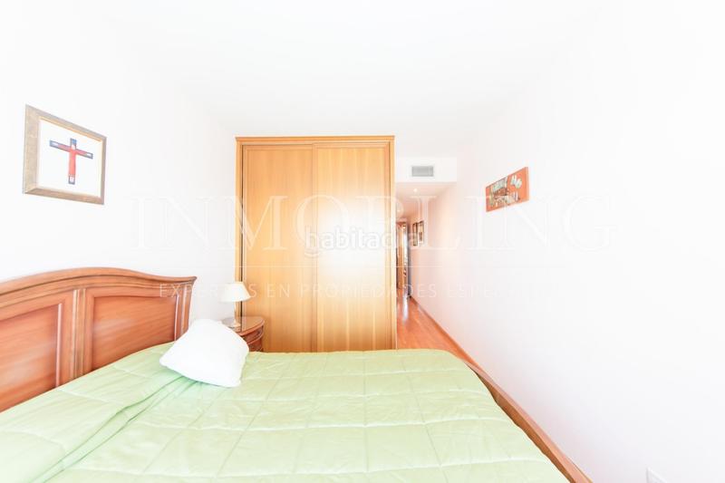 Foto 1c718785-2e39-430c-b1da-3191dd17a5cb. Pis amb calefacció aparcament piscina a Via Europa - Parc Central Mataró