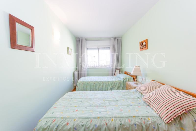 Foto 5ab94ab8-4462-42b5-8d2a-e641b9ad2612. Pis amb calefacció aparcament piscina a Via Europa - Parc Central Mataró