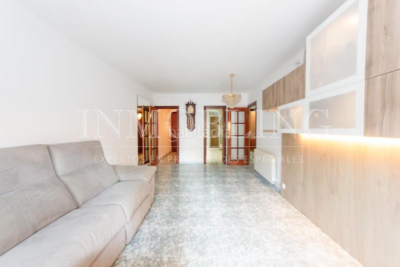 Foto dde57499-7609-479f-af80-a20fa7c523f1. Pis amb calefacció a Centre Mataró