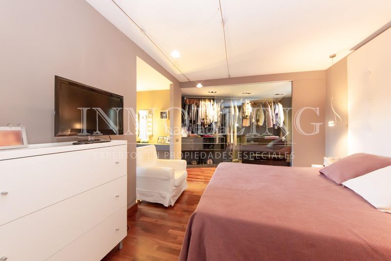 Foto 4650ff8f-74f8-416d-adaf-ea01d8edbaf0. Pis amb calefacció a Centre Mataró