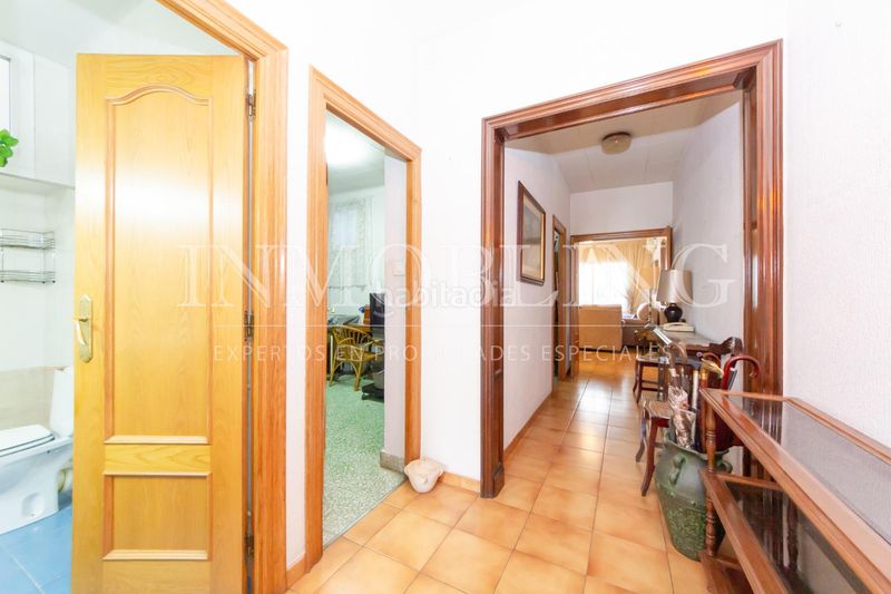 Foto 2c3e6901-640d-4d47-bdef-0cf83c1329fc. Pis a Centre Mataró