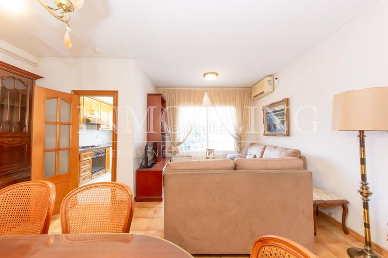 Foto ae15b0cf-eff5-4e3c-a59f-8c3539a046a6. Pis a Centre Mataró