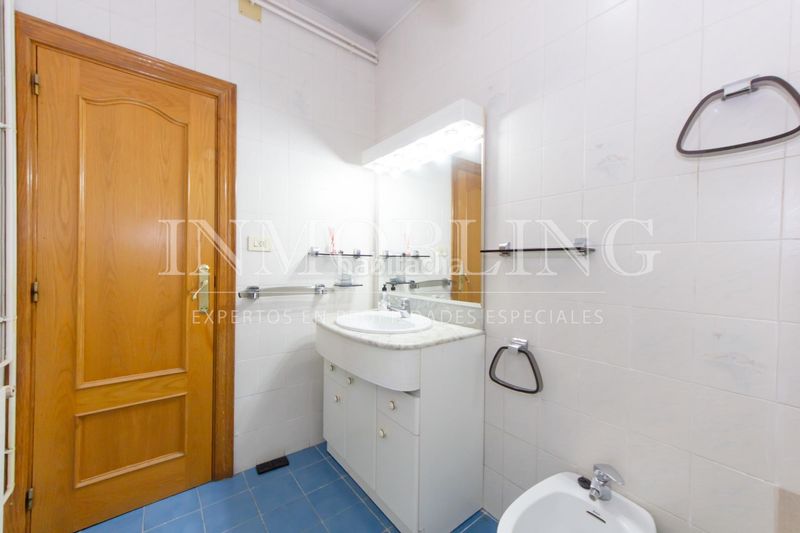 Foto be85c2a6-f3c2-4b5c-bfaa-a7c2b31a82a9. Pis a Centre Mataró