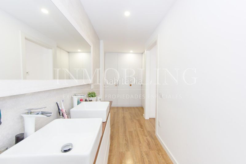 Foto 1949ec7d-2afc-4363-ba79-fb6e4dcf4ec1. Casa amb aparcament a Centre Mataró