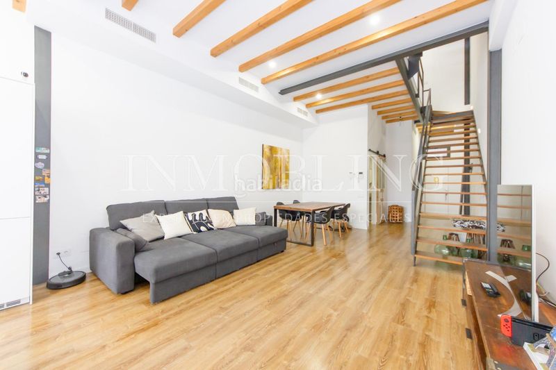 Foto 2a2925b0-d529-4e20-a46d-7d86f87be63f. Casa amb aparcament a Centre Mataró